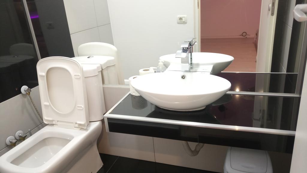 Hello Villa Bucureşti Ngoại thất bức ảnh