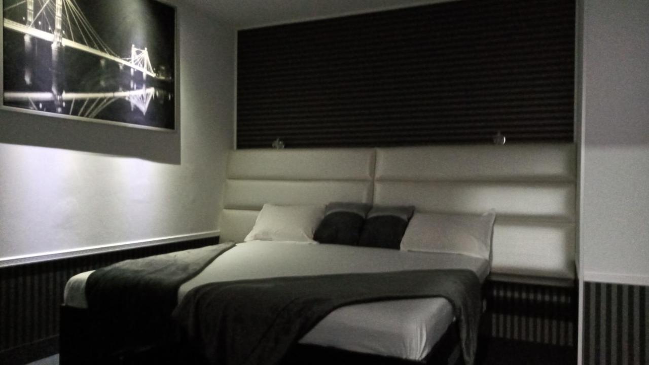 Hello Villa Bucureşti Ngoại thất bức ảnh